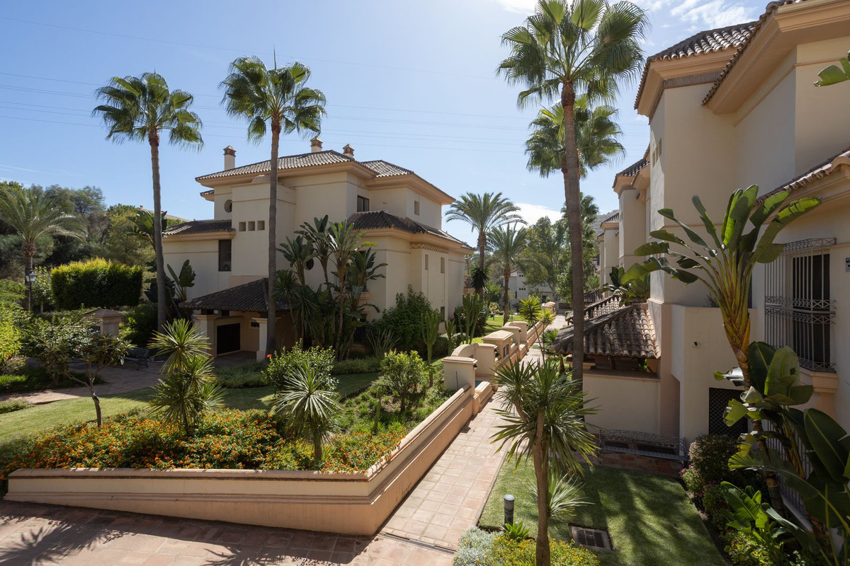 2 Bed Apartment for sale in Río Real Costa Del Sol, Málaga, Spain