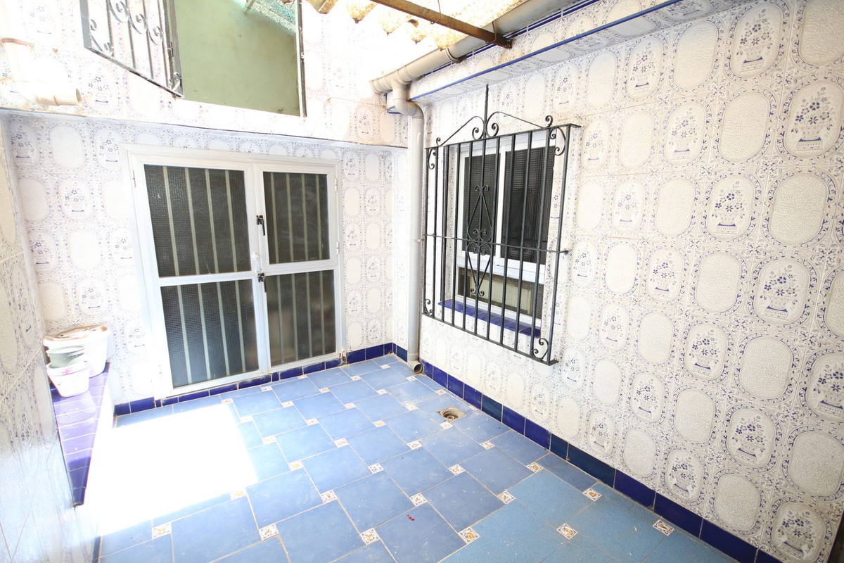 Se vende Apartamento Planta Media de 4 dormitorios en Costa Del Sol, Málaga, España