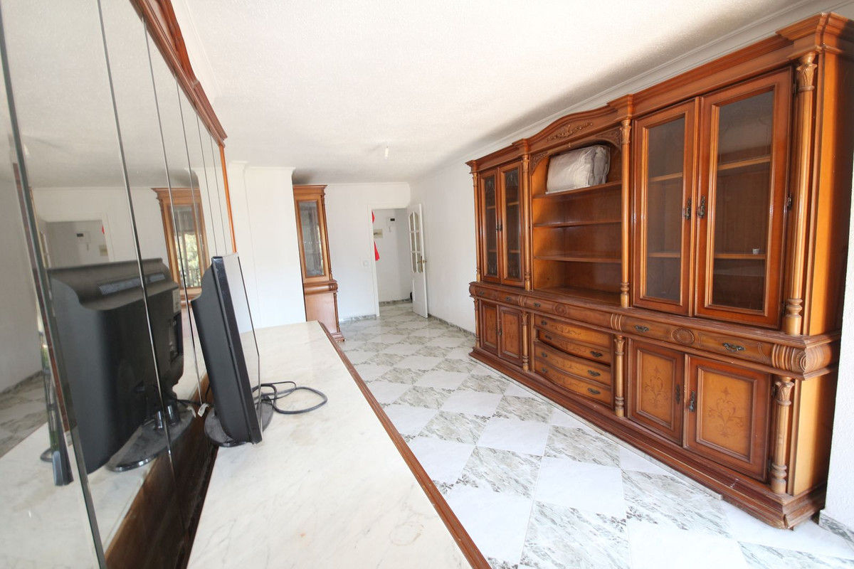 Se vende Apartamento Planta Media de 4 dormitorios en Costa Del Sol, Málaga, España