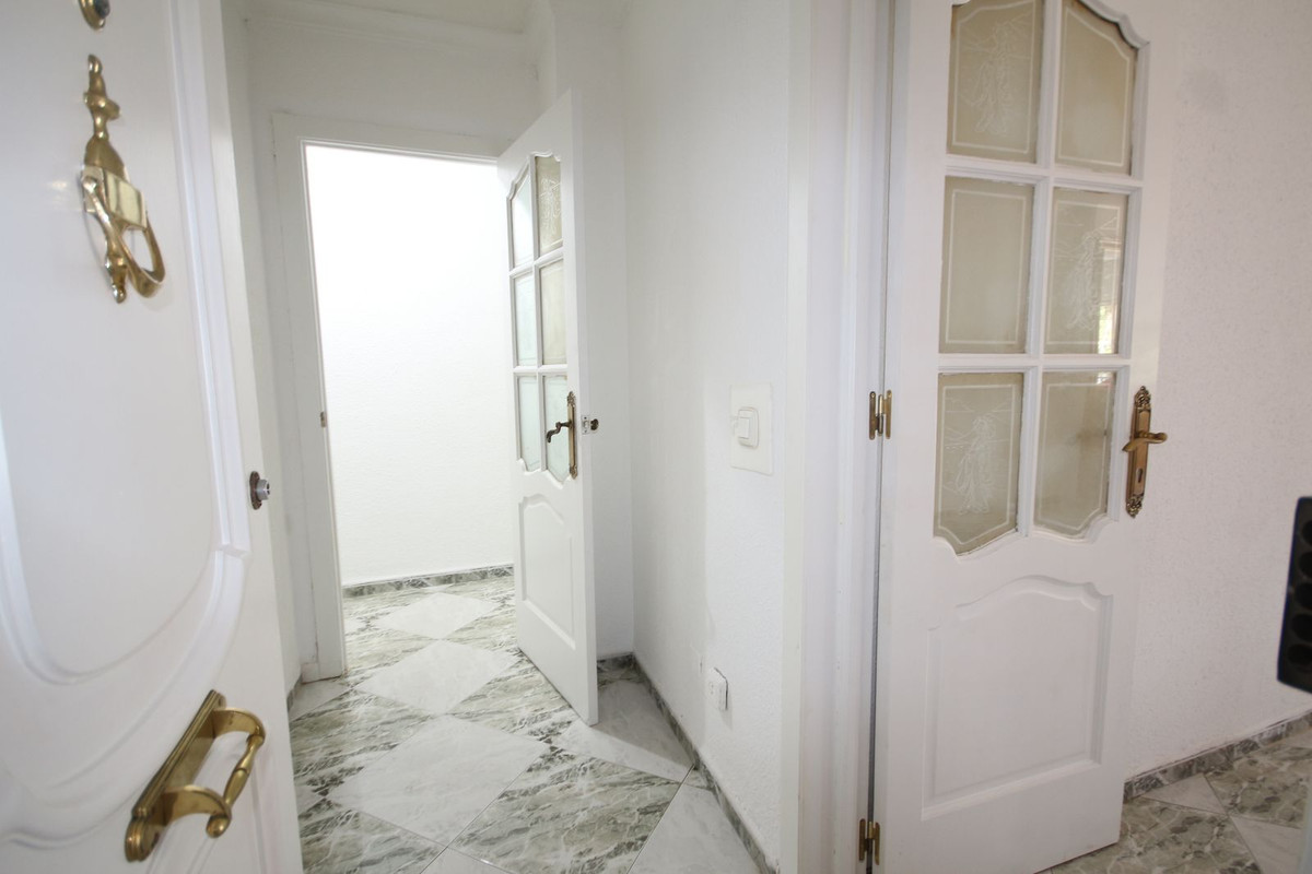 Se vende Apartamento Planta Media de 4 dormitorios en Costa Del Sol, Málaga, España