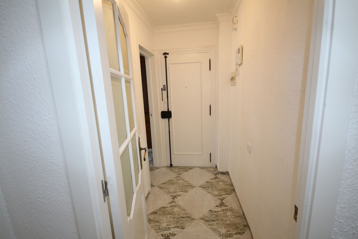 Se vende Apartamento Planta Media de 4 dormitorios en Costa Del Sol, Málaga, España