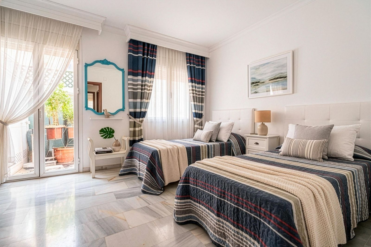 4 Bed Apartment for sale in Málaga Costa Del Sol, Málaga, Spain