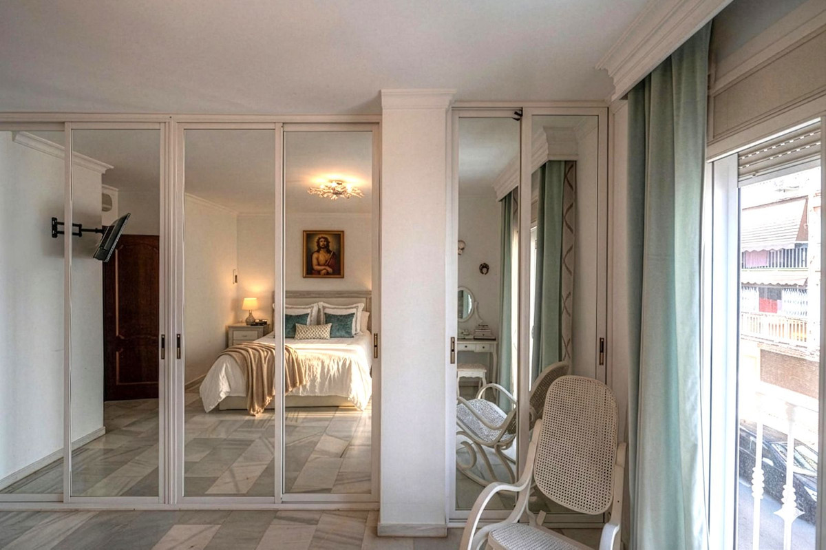4 Bed Apartment for sale in Málaga Costa Del Sol, Málaga, Spain