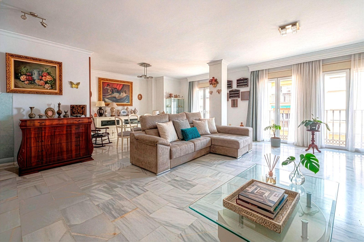4 Bed Apartment for sale in Málaga Costa Del Sol, Málaga, Spain