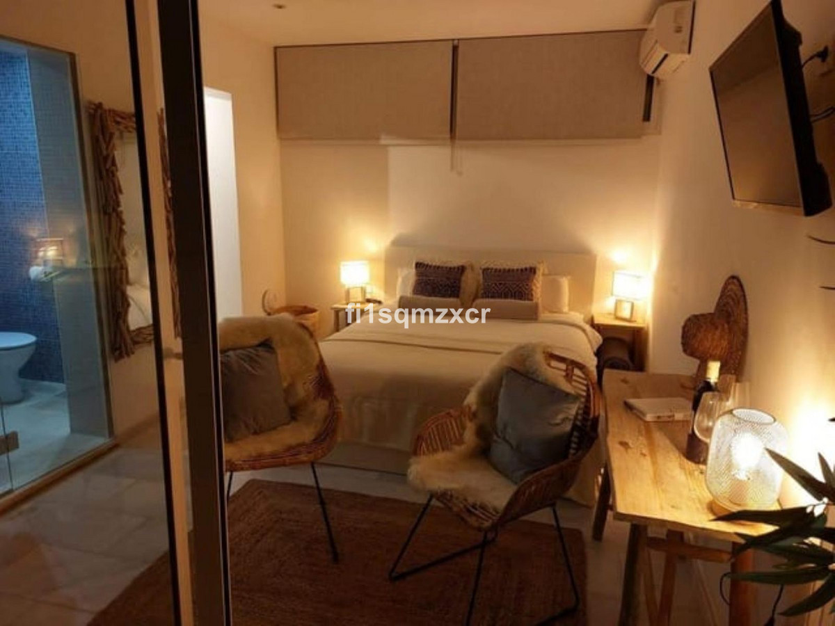 3 Bed Apartment for sale in Marbella Costa Del Sol, Málaga, Spain