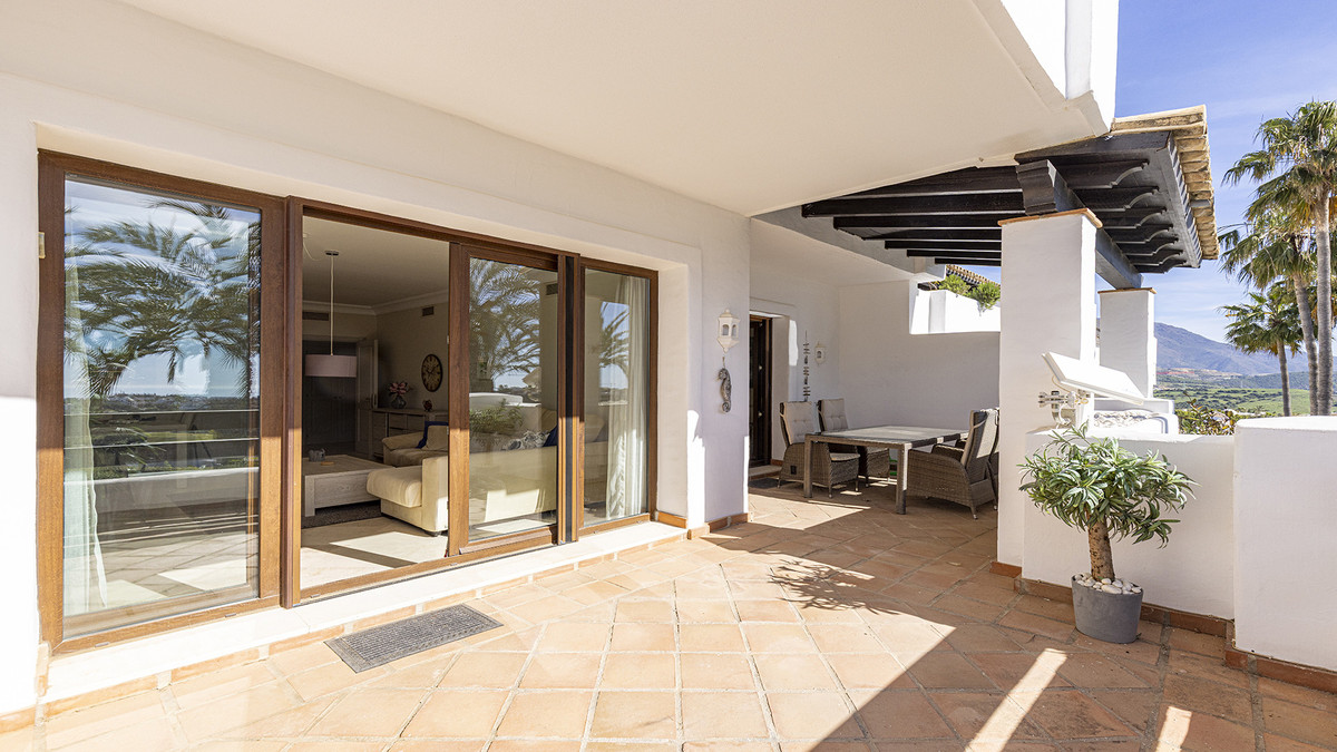Se vende Apartamento Planta Media de 2 dormitorios en Costa Del Sol, Málaga, España
