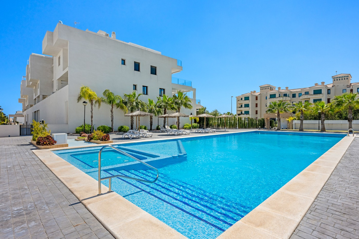 Se vende Ático de 2 dormitorios en Costa Blanca, Alicante, España