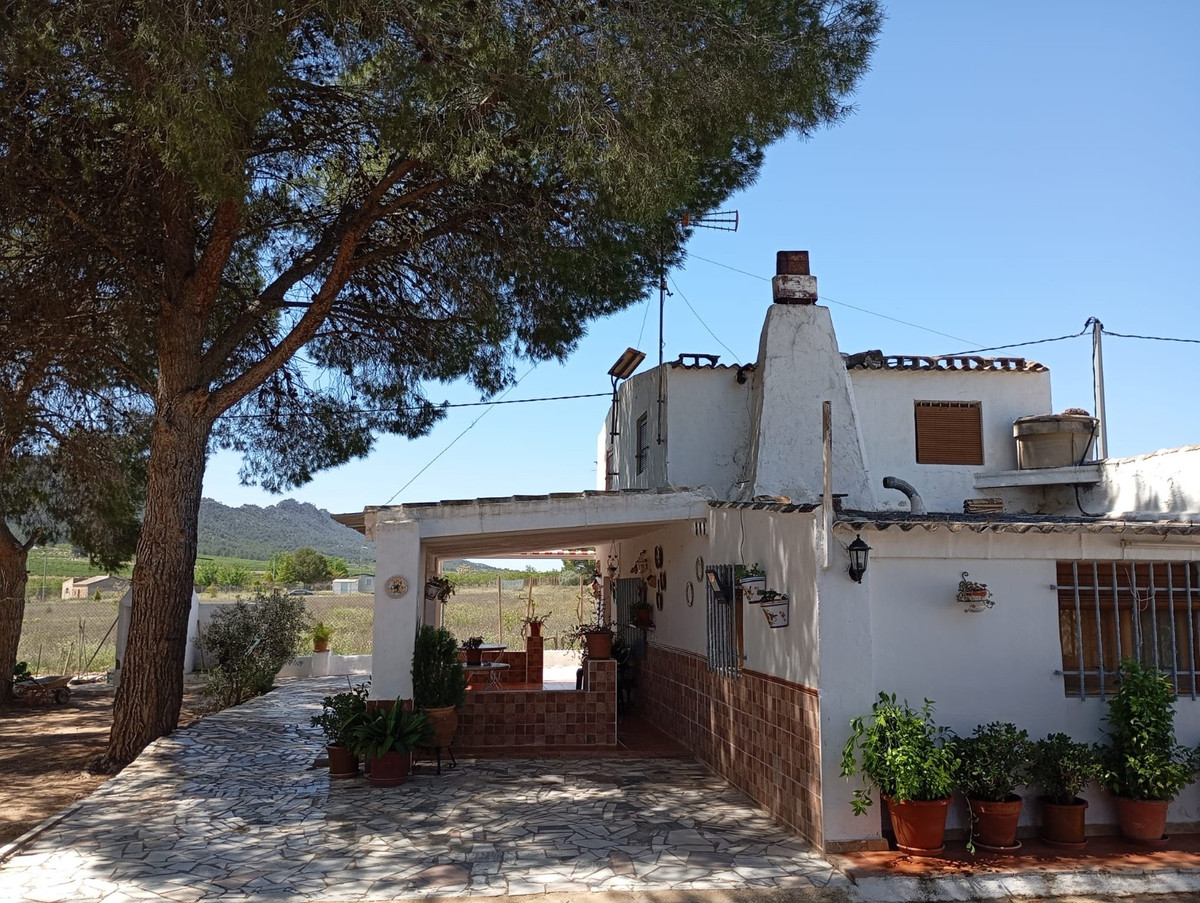 5 Bed Townhouse for sale in Yecla Costa Calida, Murcia, Spain