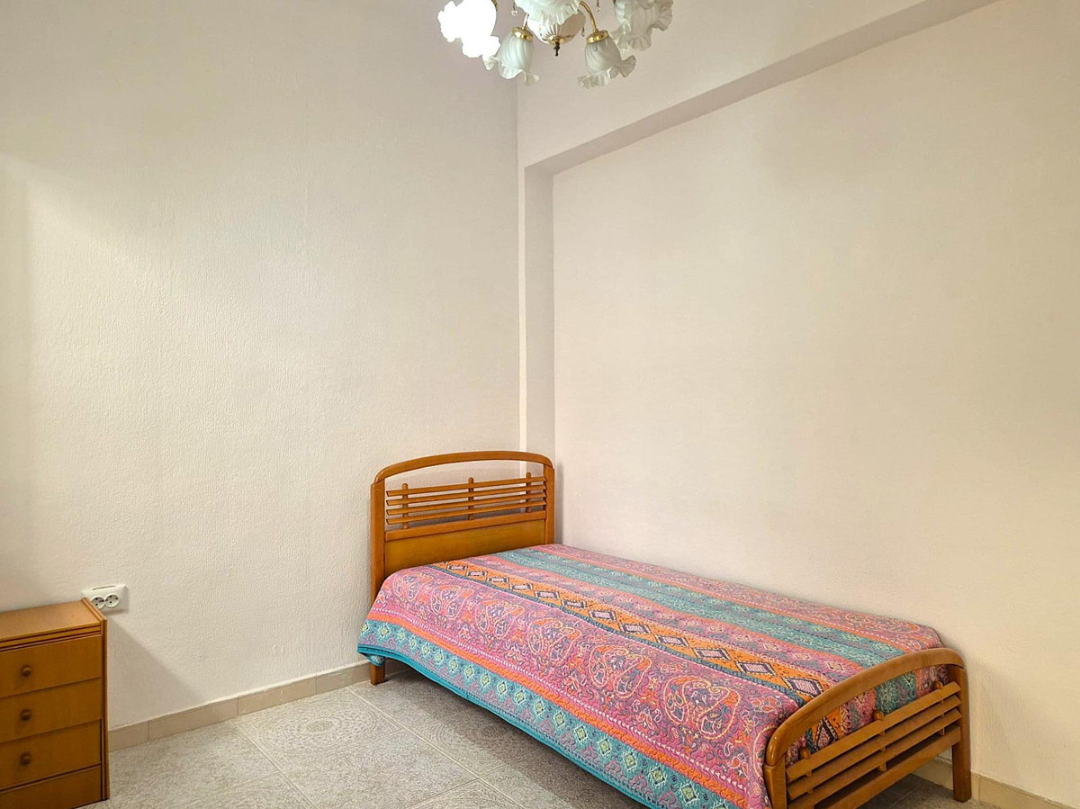 Se vende Apartamento Planta Media de 3 dormitorios en Costa Blanca, Alicante, España