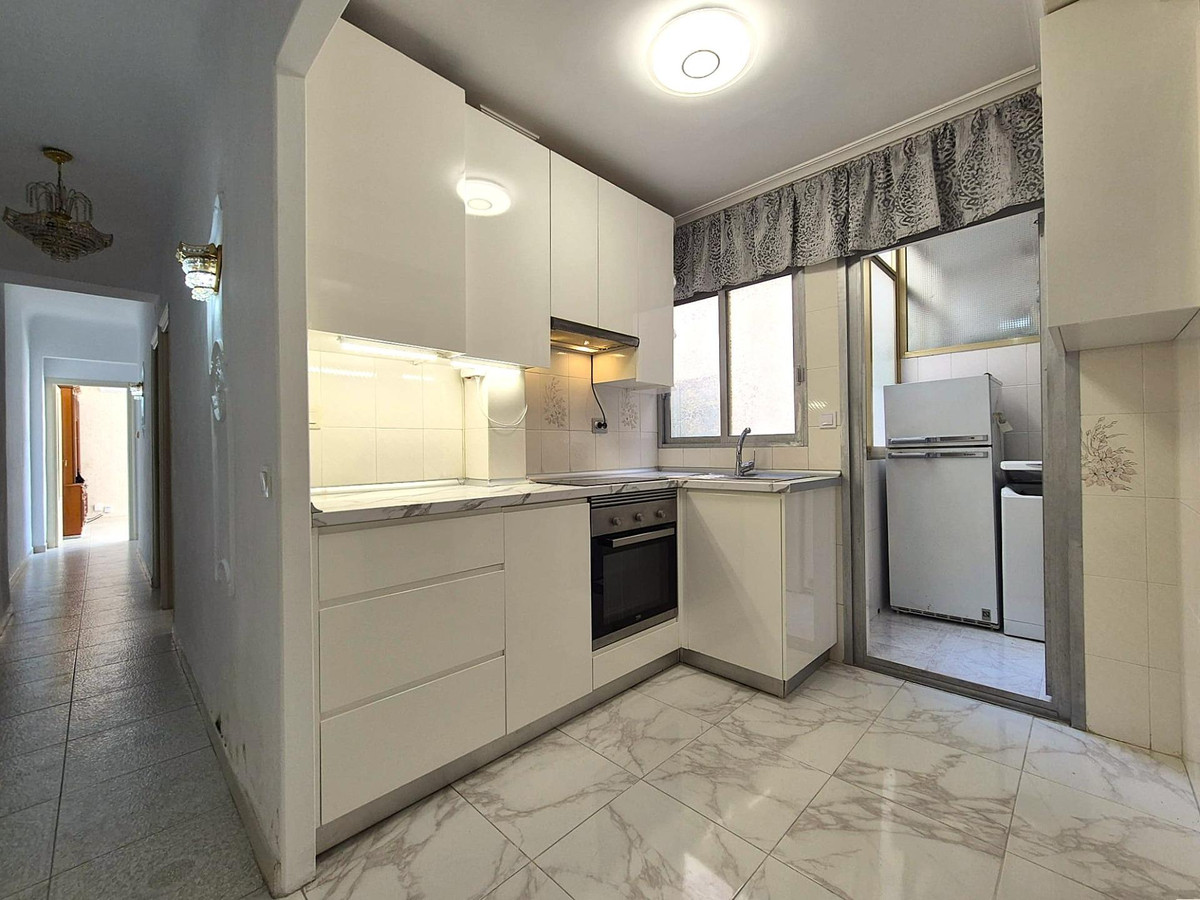 Se vende Apartamento Planta Media de 3 dormitorios en Costa Blanca, Alicante, España