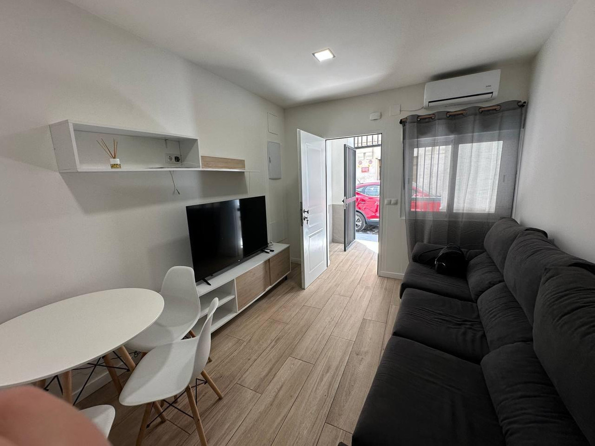 Se vende Apartamento Planta Media de 2 dormitorios en Costa Blanca, Alicante, España