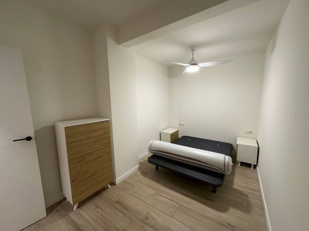Se vende Apartamento Planta Media de 2 dormitorios en Costa Blanca, Alicante, España
