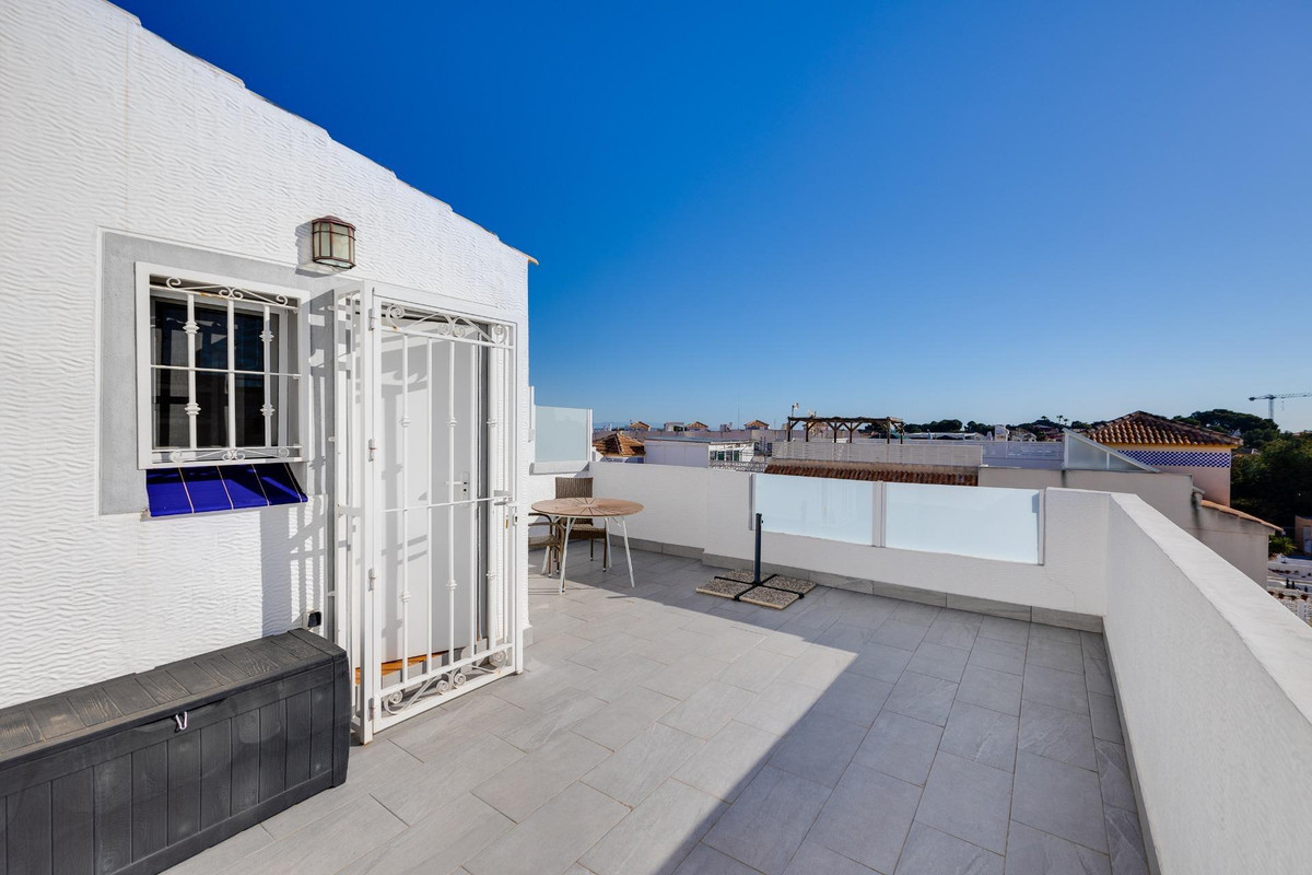 Se vende Pareada de 3 dormitorios en Costa Blanca, Alicante, España