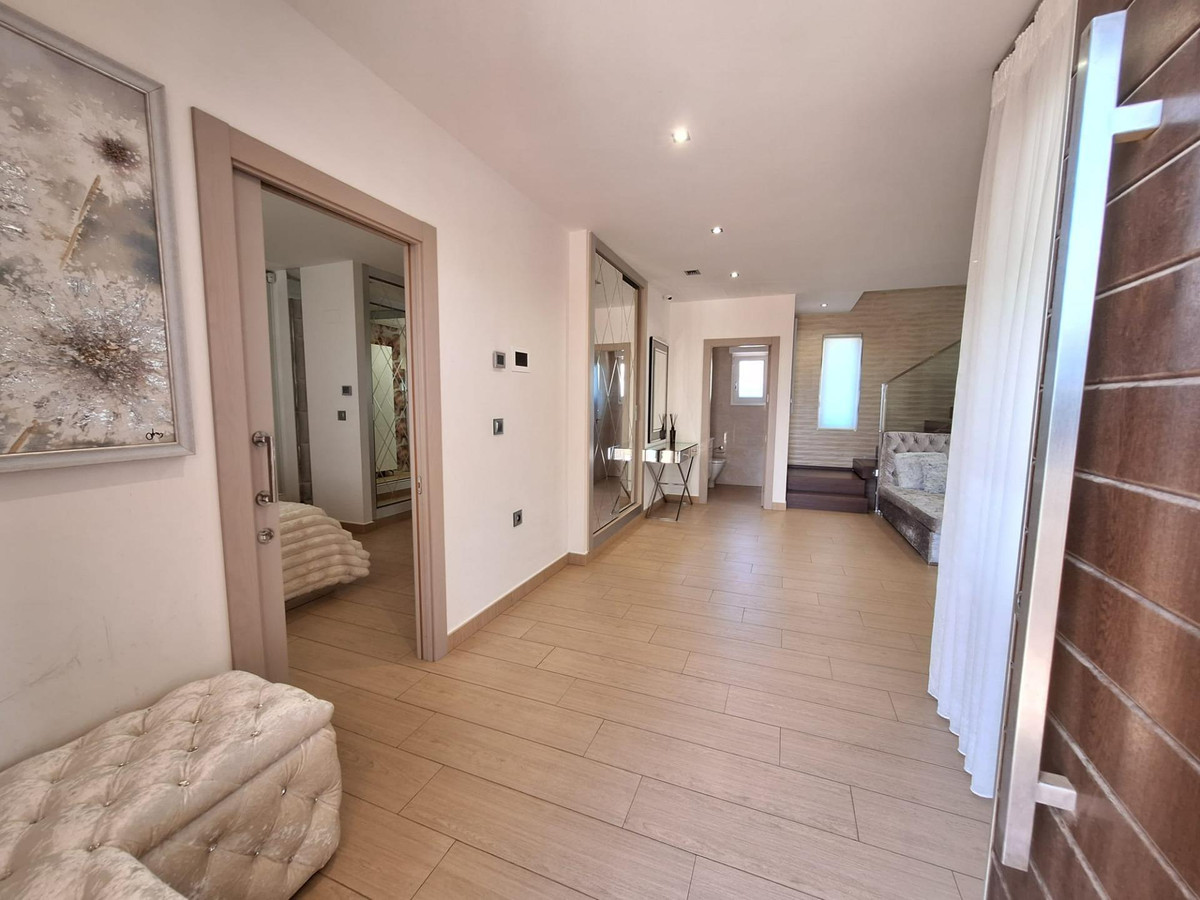 2 Bed Townhouse for sale in Torrevieja Costa Blanca, Alicante, Spain