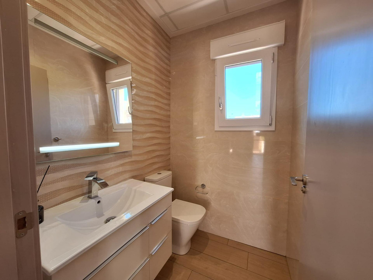 2 Bed Townhouse for sale in Torrevieja Costa Blanca, Alicante, Spain