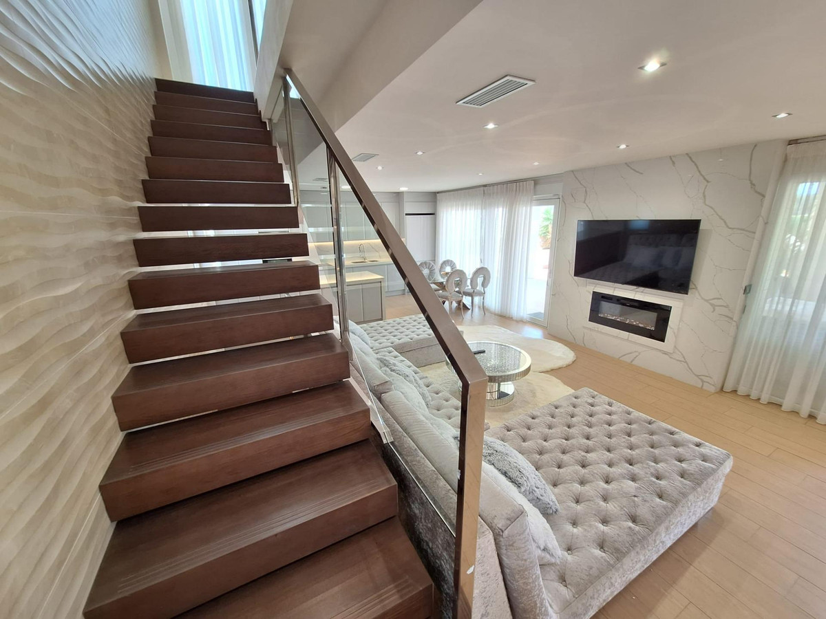 2 Bed Townhouse for sale in Torrevieja Costa Blanca, Alicante, Spain