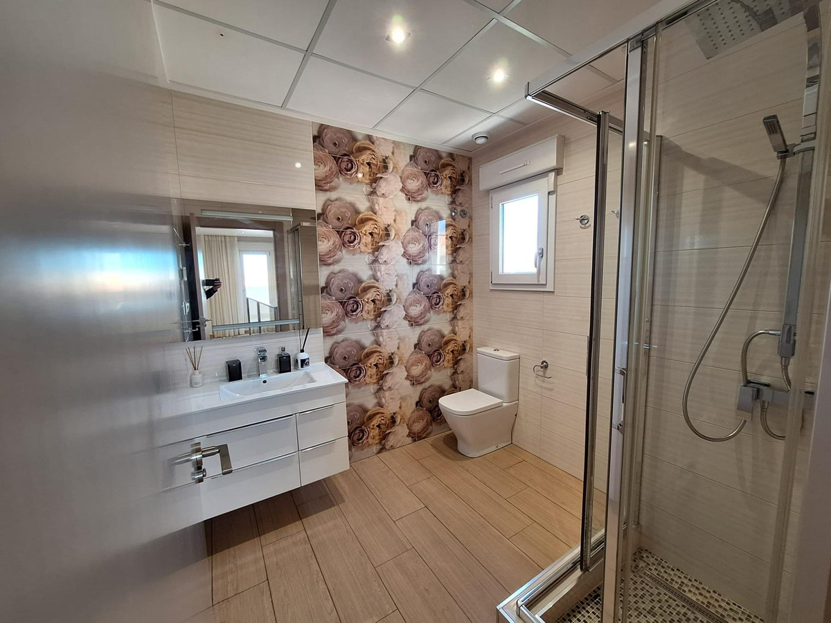 2 Bed Townhouse for sale in Torrevieja Costa Blanca, Alicante, Spain