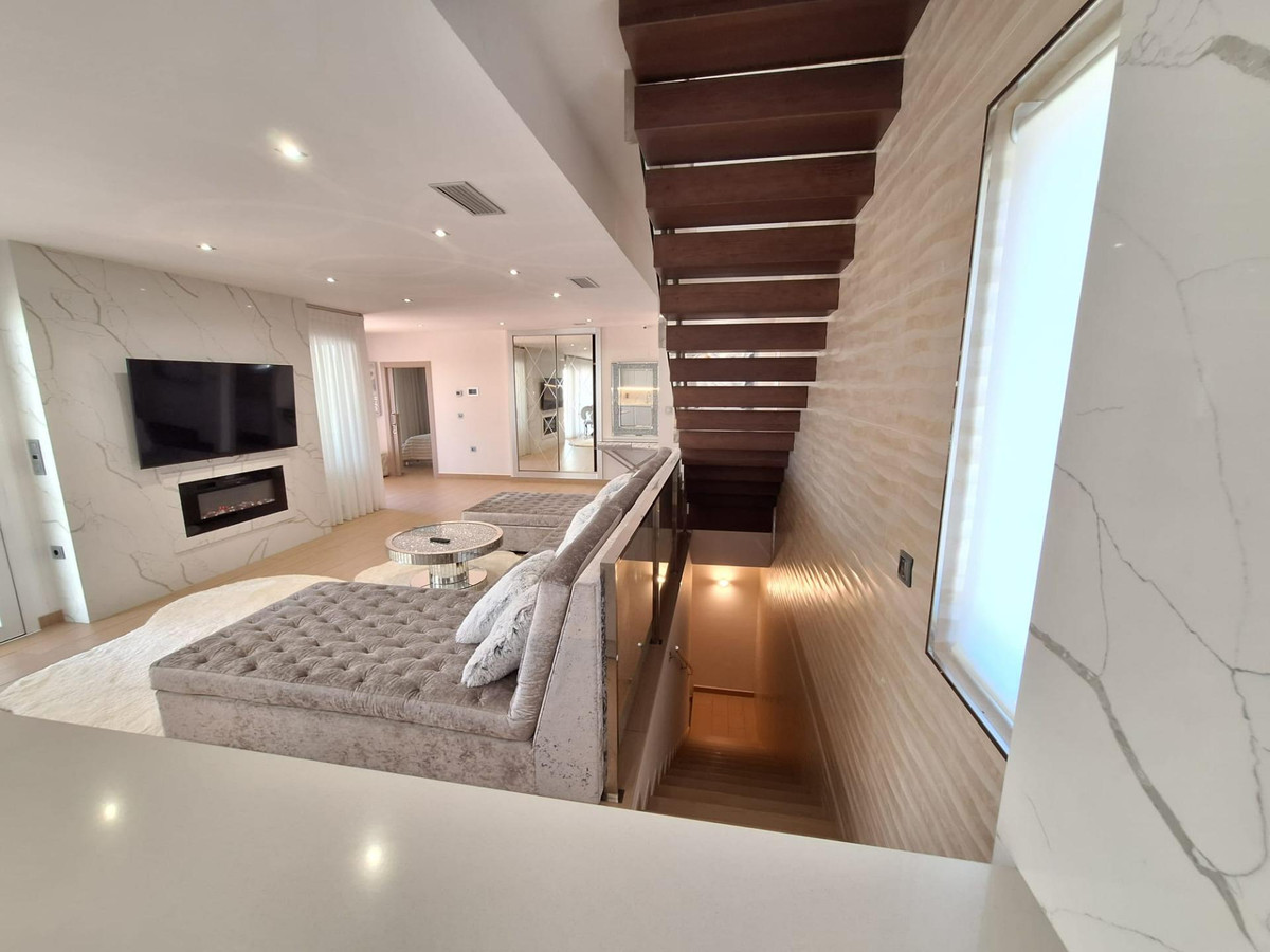 2 Bed Townhouse for sale in Torrevieja Costa Blanca, Alicante, Spain