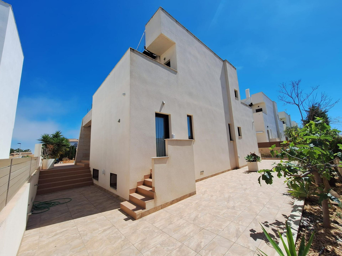 2 Bed Townhouse for sale in Torrevieja Costa Blanca, Alicante, Spain