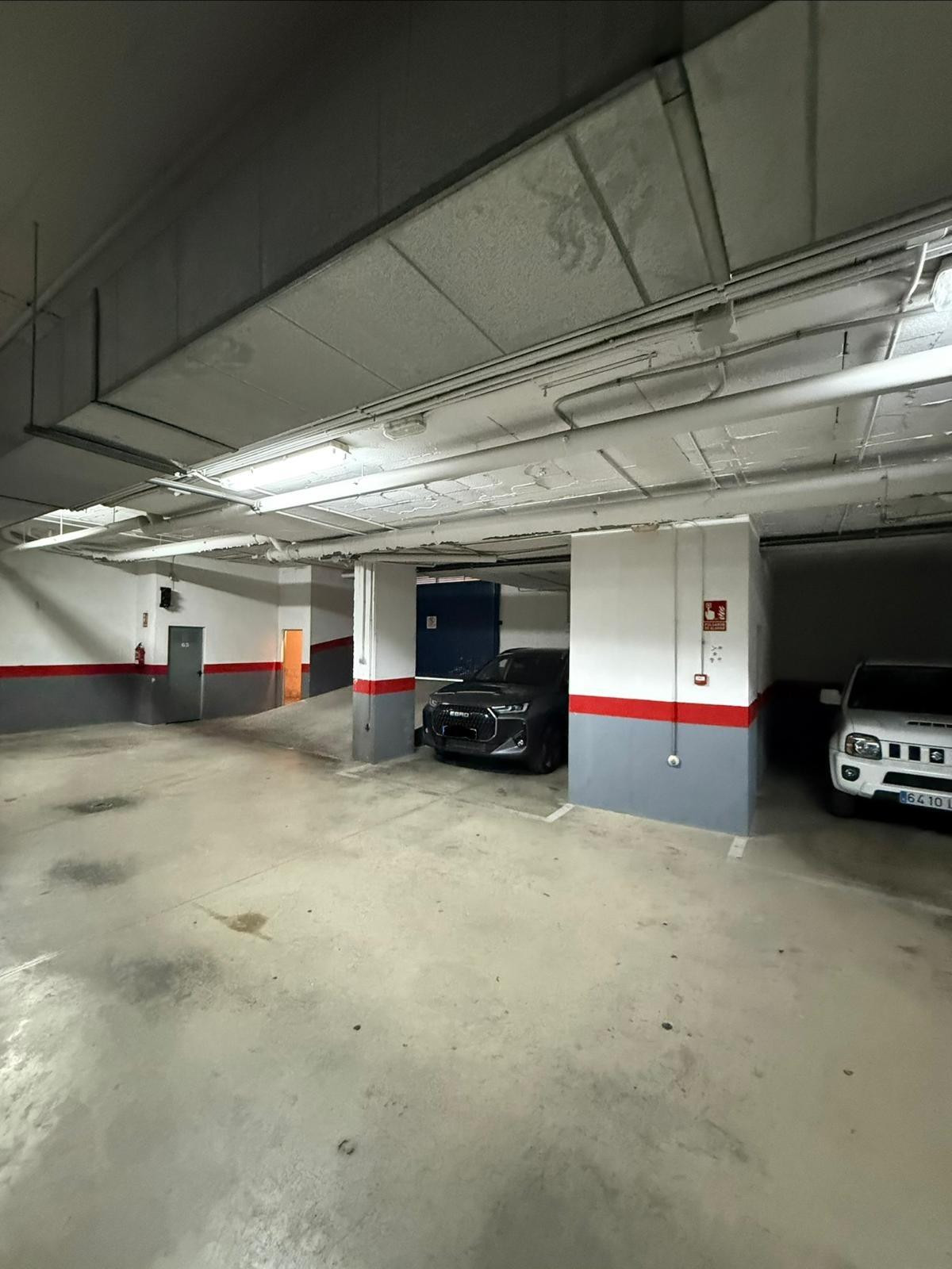 Se vende Aparcamiento  en Costa Blanca, Alicante, España