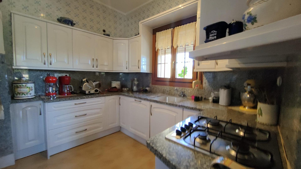 5 Bed Townhouse for sale in Moraira Costa Blanca, Alicante, Spain