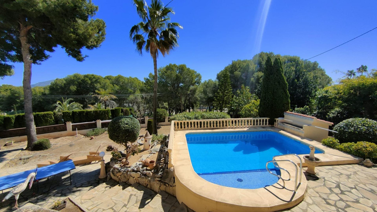 5 Bed Townhouse for sale in Moraira Costa Blanca, Alicante, Spain