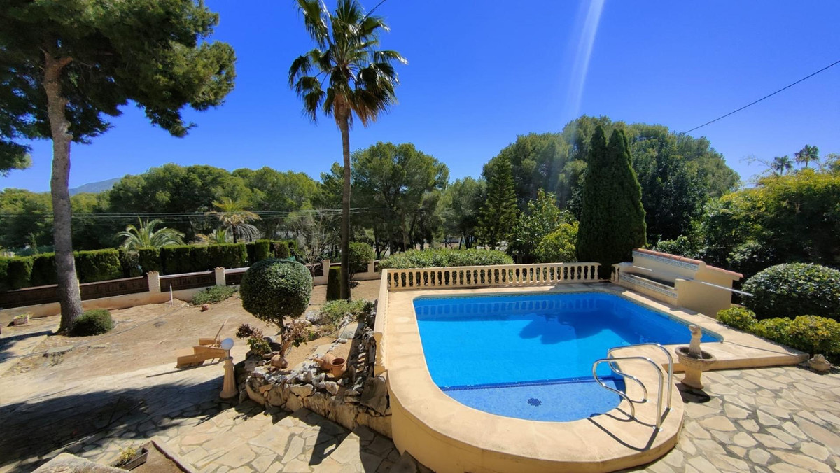5 Bed Townhouse for sale in Moraira Costa Blanca, Alicante, Spain