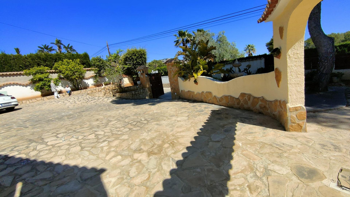 5 Bed Townhouse for sale in Moraira Costa Blanca, Alicante, Spain