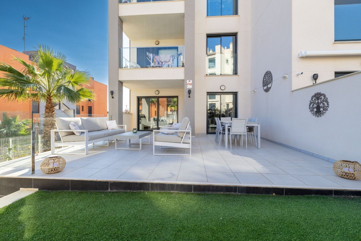 2 Bed Apartment for sale in Villamartin Costa Blanca, Alicante, Spain