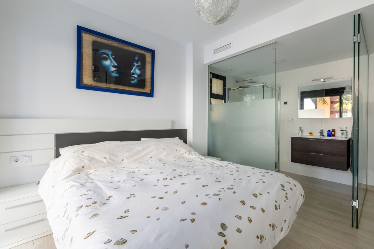 Se vende Apartamento Planta Baja de 2 dormitorios en Costa Blanca, Alicante, España
