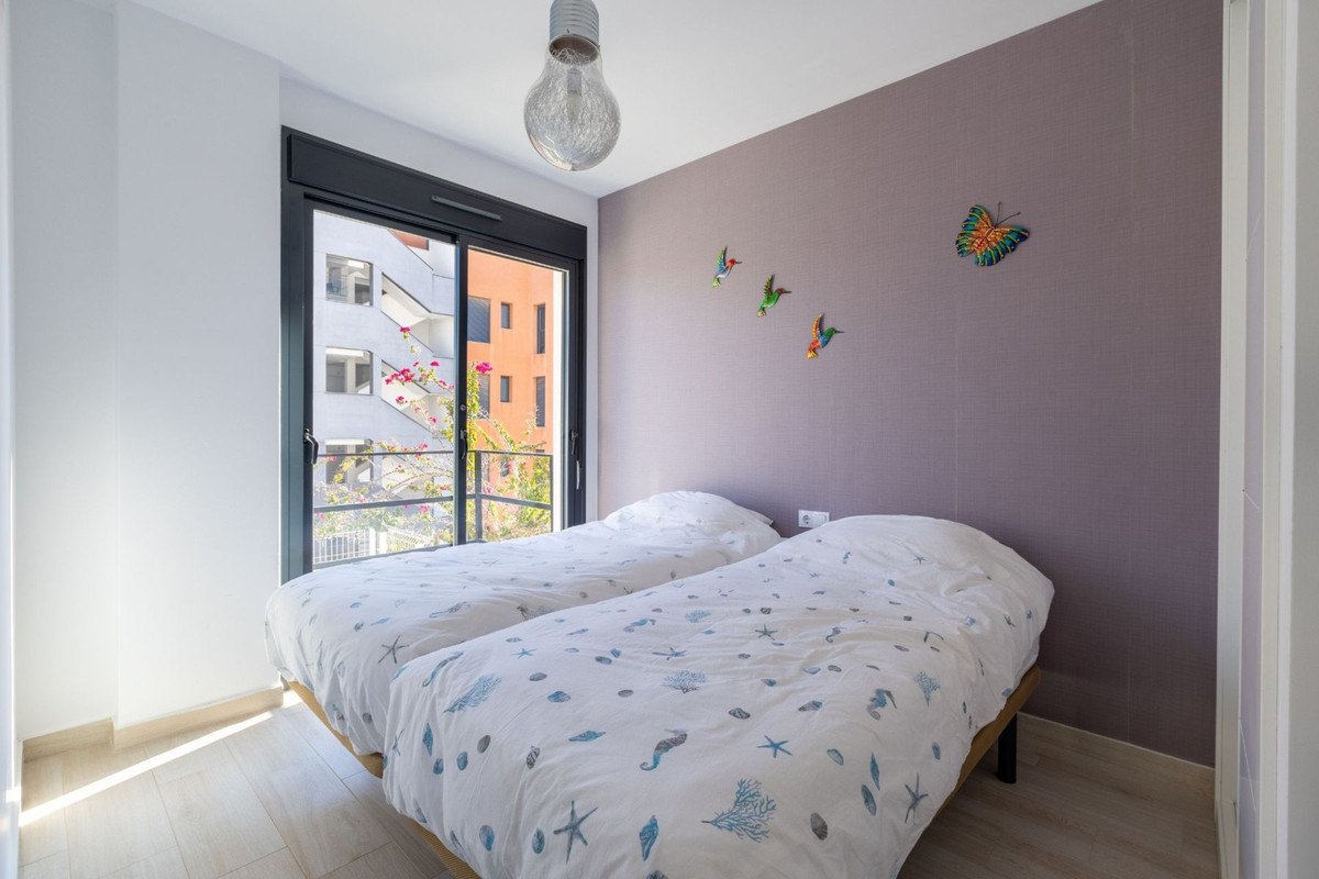 Se vende Apartamento Planta Baja de 2 dormitorios en Costa Blanca, Alicante, España