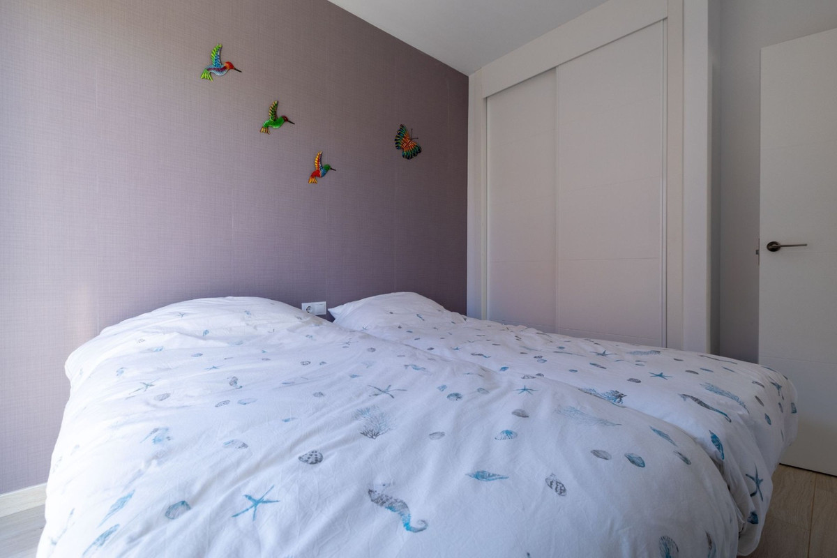 Se vende Apartamento Planta Baja de 2 dormitorios en Costa Blanca, Alicante, España