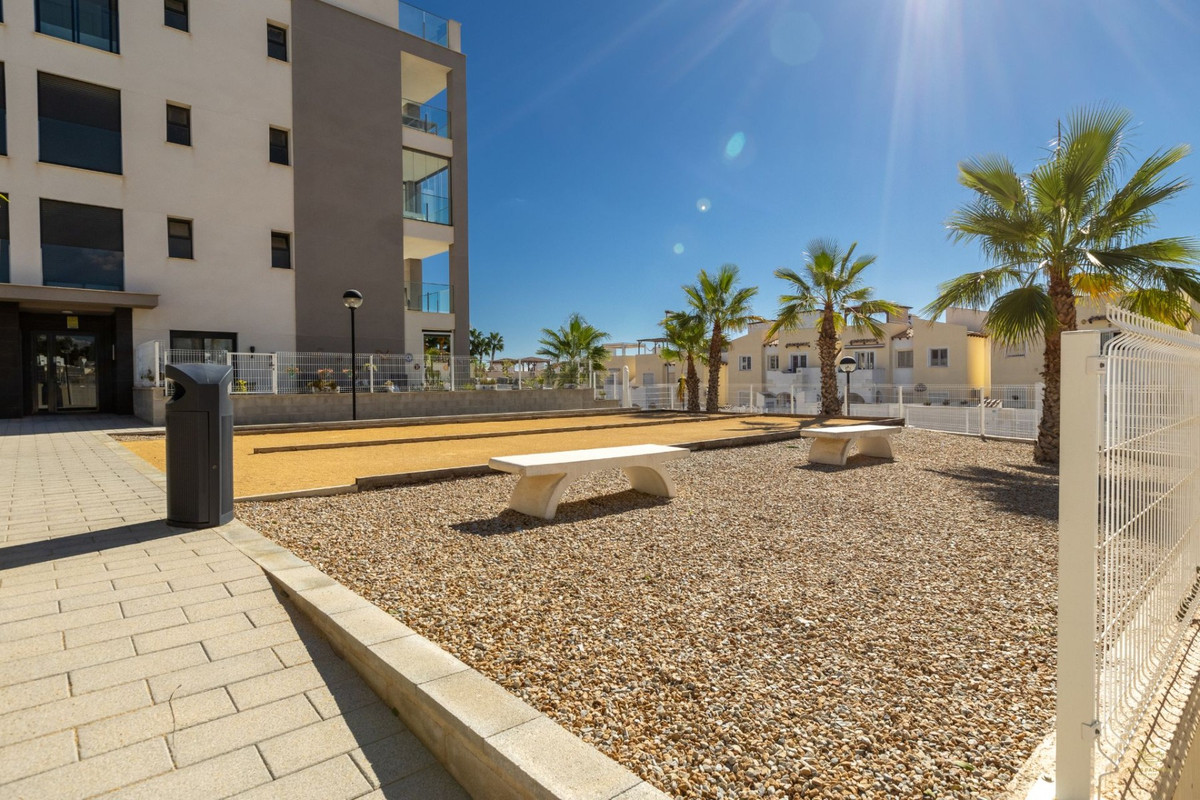 Se vende Apartamento Planta Baja de 2 dormitorios en Costa Blanca, Alicante, España