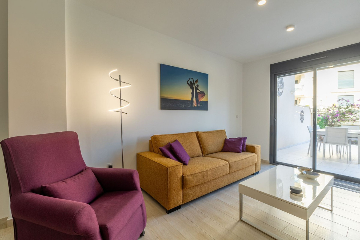 Se vende Apartamento Planta Baja de 2 dormitorios en Costa Blanca, Alicante, España