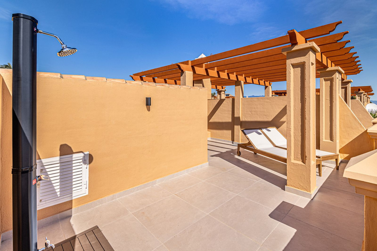 3 Bed Townhouse for sale in Estepona Costa Del Sol, Málaga, Spain