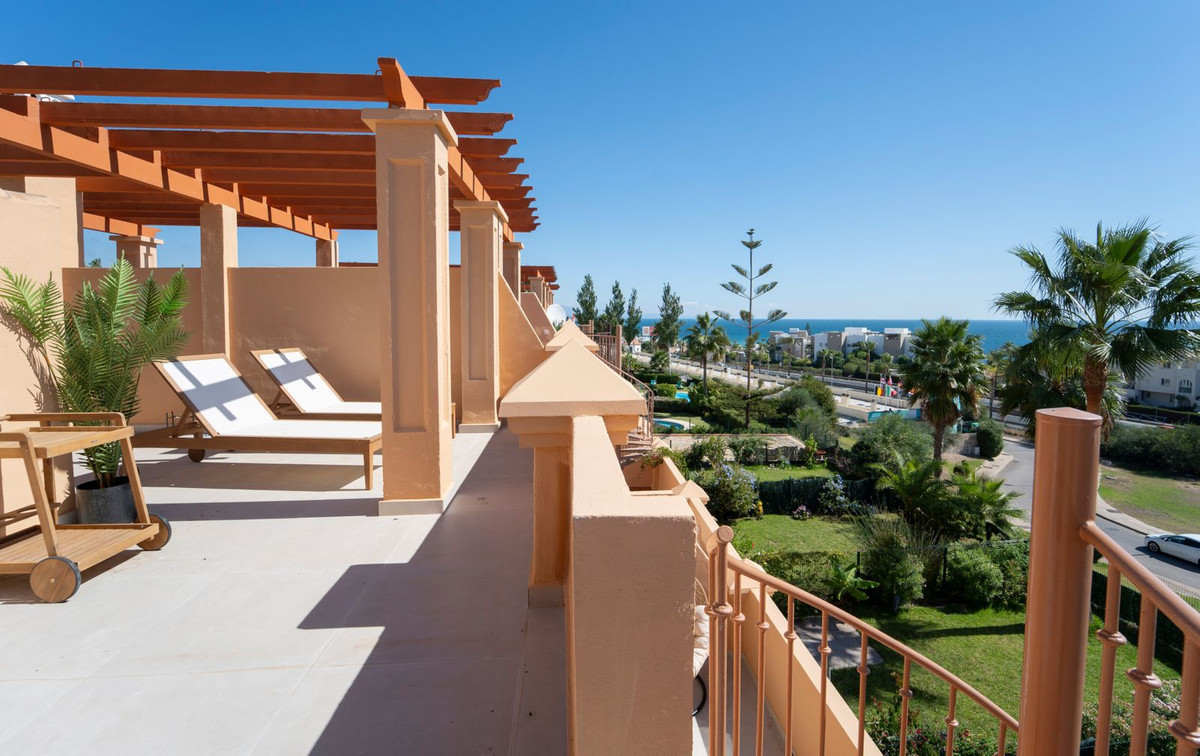 3 Bed Townhouse for sale in Estepona Costa Del Sol, Málaga, Spain