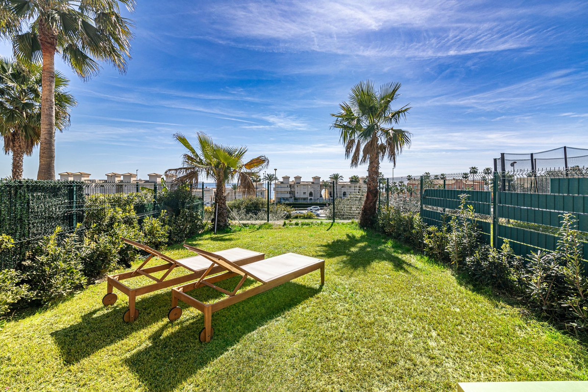 3 Bed Townhouse for sale in Estepona Costa Del Sol, Málaga, Spain