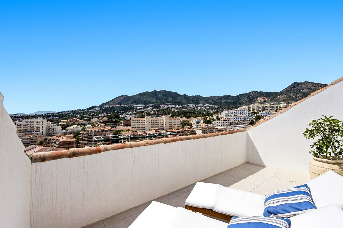 3 Bed Apartment for sale in Torrequebrada Costa Del Sol, Málaga, Spain