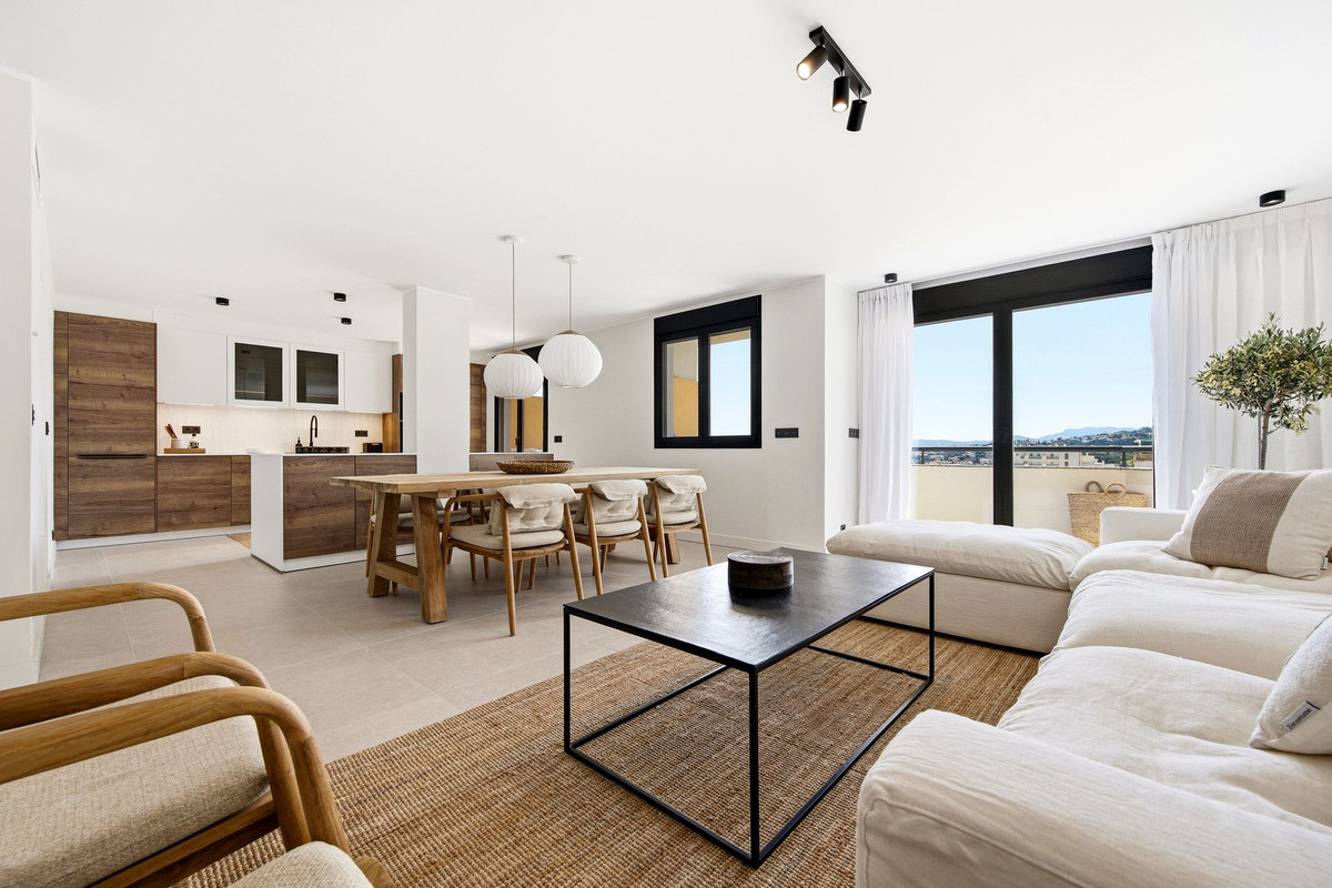 3 Bed Apartment for sale in Torrequebrada Costa Del Sol, Málaga, Spain