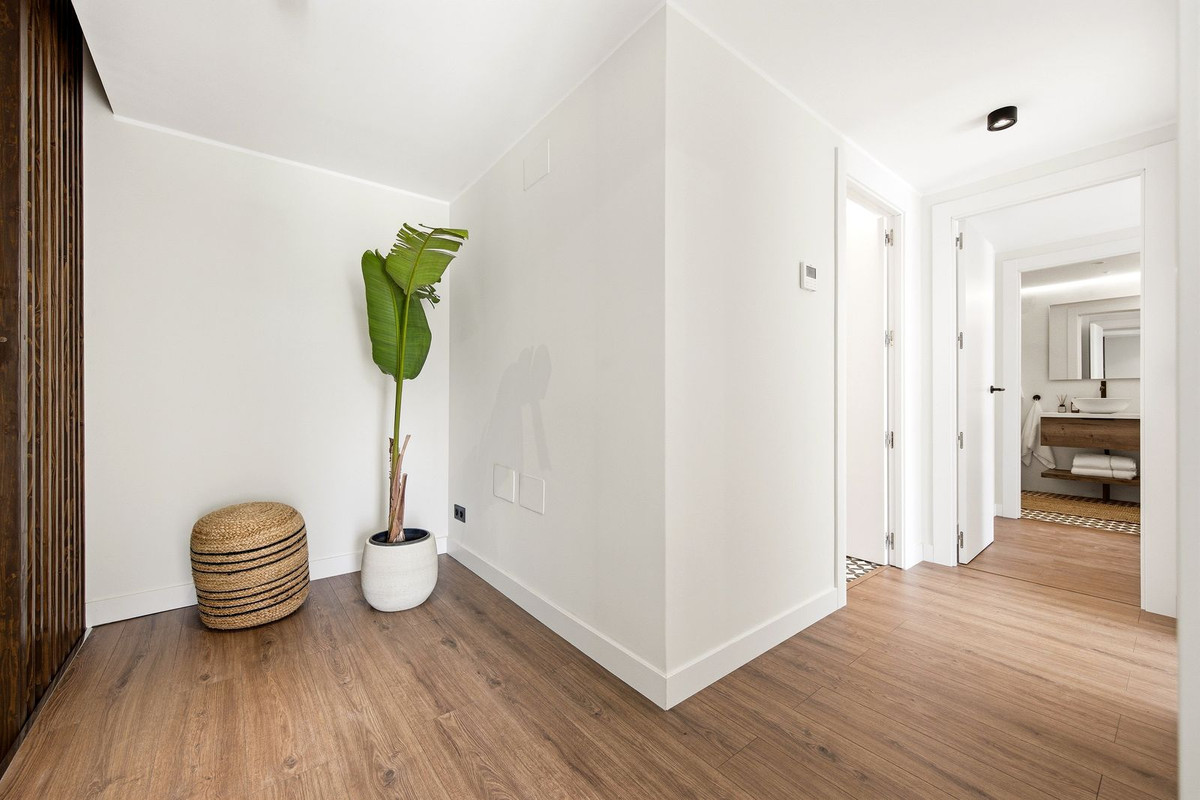 3 Bed Apartment for sale in Torrequebrada Costa Del Sol, Málaga, Spain