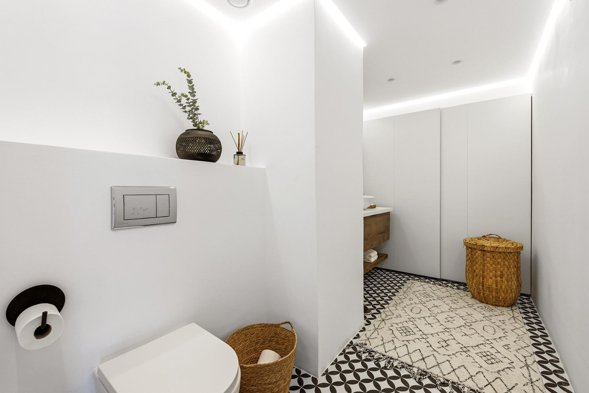 3 Bed Apartment for sale in Torrequebrada Costa Del Sol, Málaga, Spain