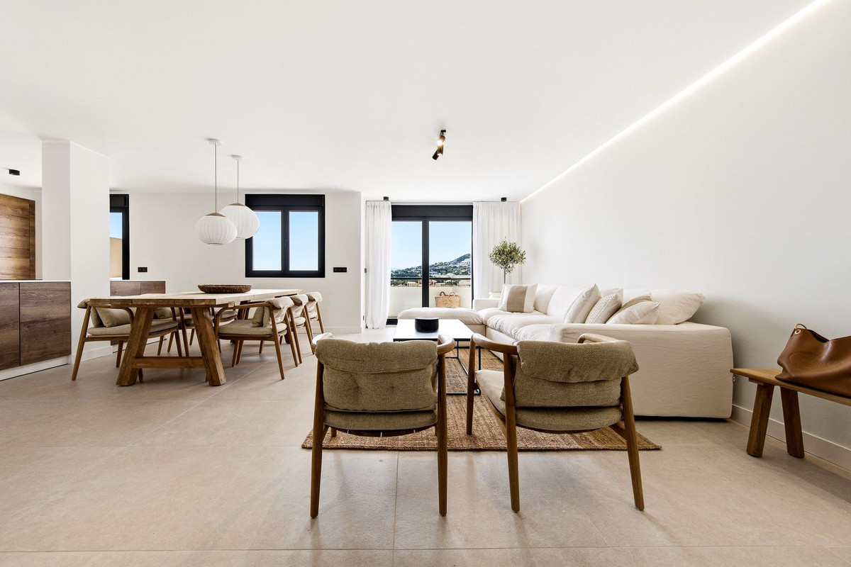 3 Bed Apartment for sale in Torrequebrada Costa Del Sol, Málaga, Spain
