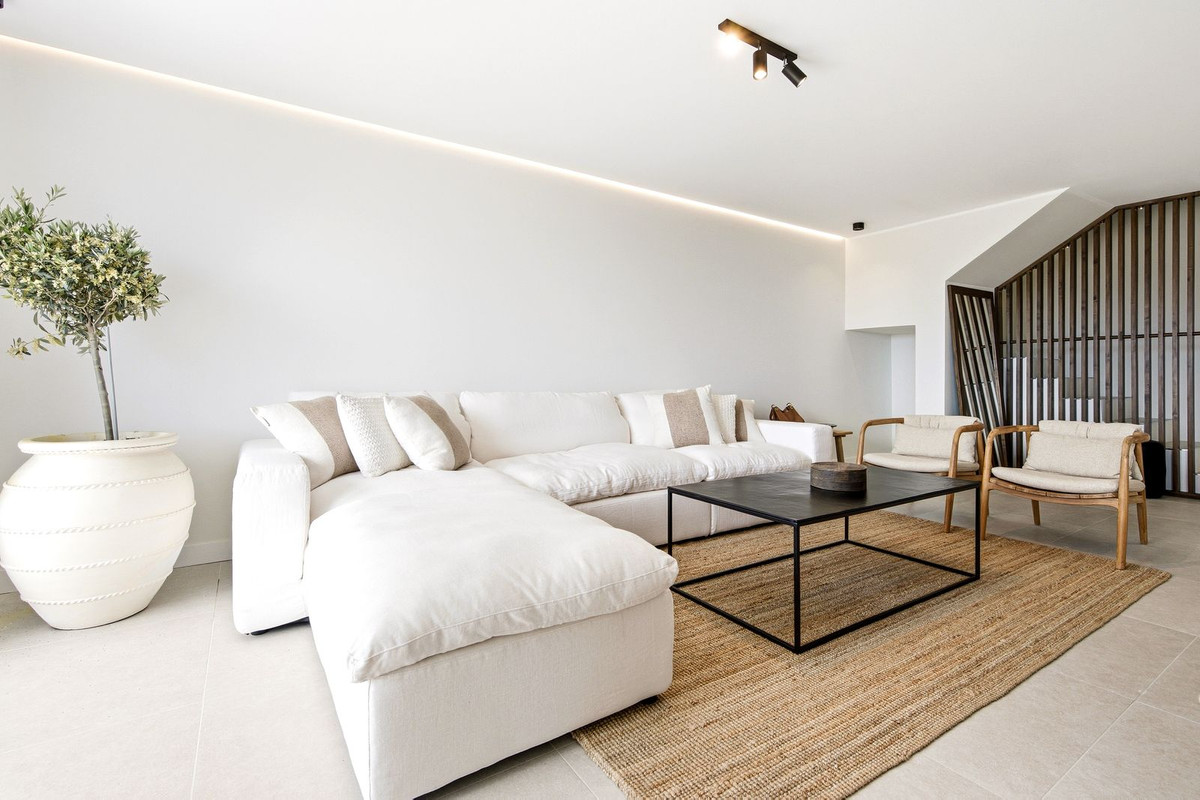 3 Bed Apartment for sale in Torrequebrada Costa Del Sol, Málaga, Spain