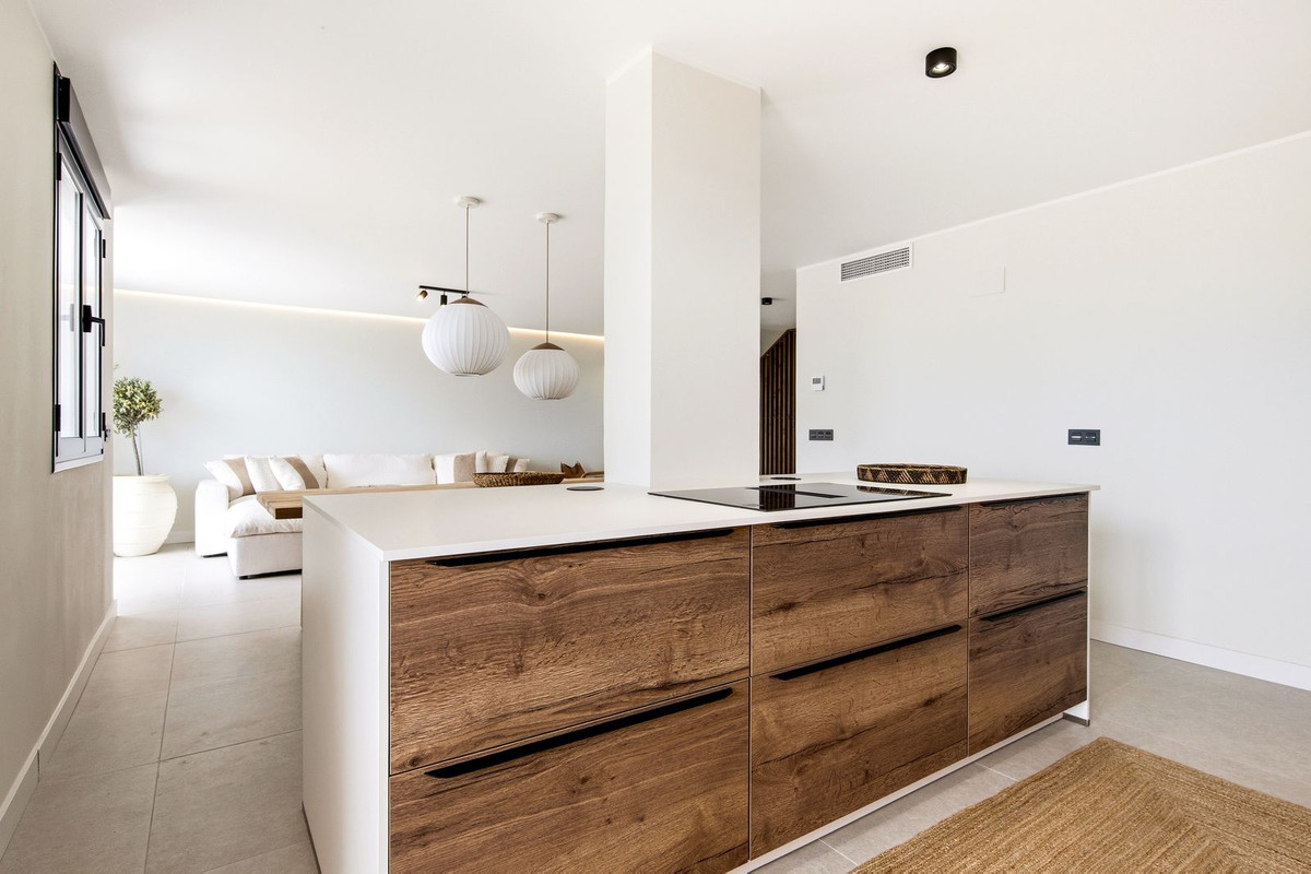 3 Bed Apartment for sale in Torrequebrada Costa Del Sol, Málaga, Spain
