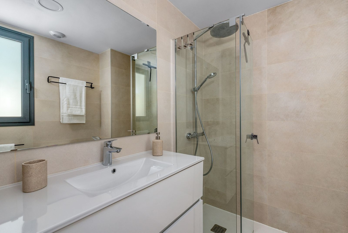 2 Bed Apartment for sale in Higueron Costa Del Sol, Málaga, Spain