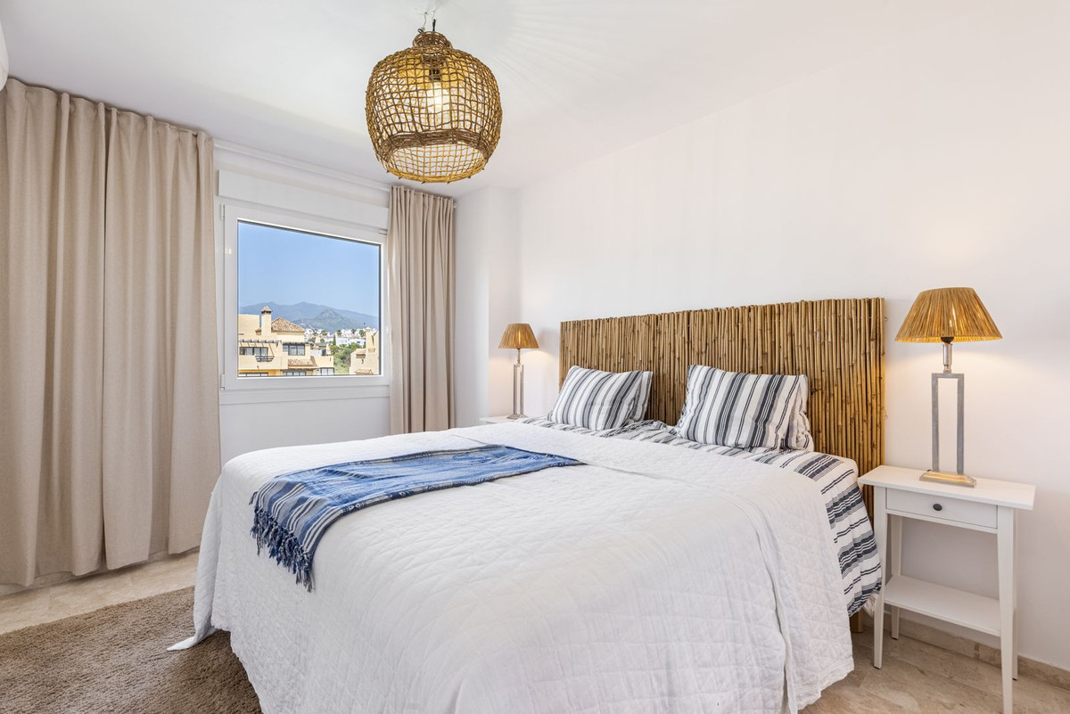 Se vende Apartamento en Planta Última de 2 dormitorios en Costa Del Sol, Málaga, España
