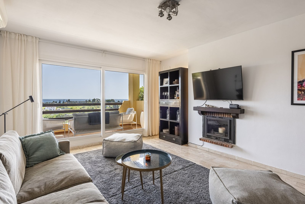 Se vende Apartamento en Planta Última de 2 dormitorios en Costa Del Sol, Málaga, España