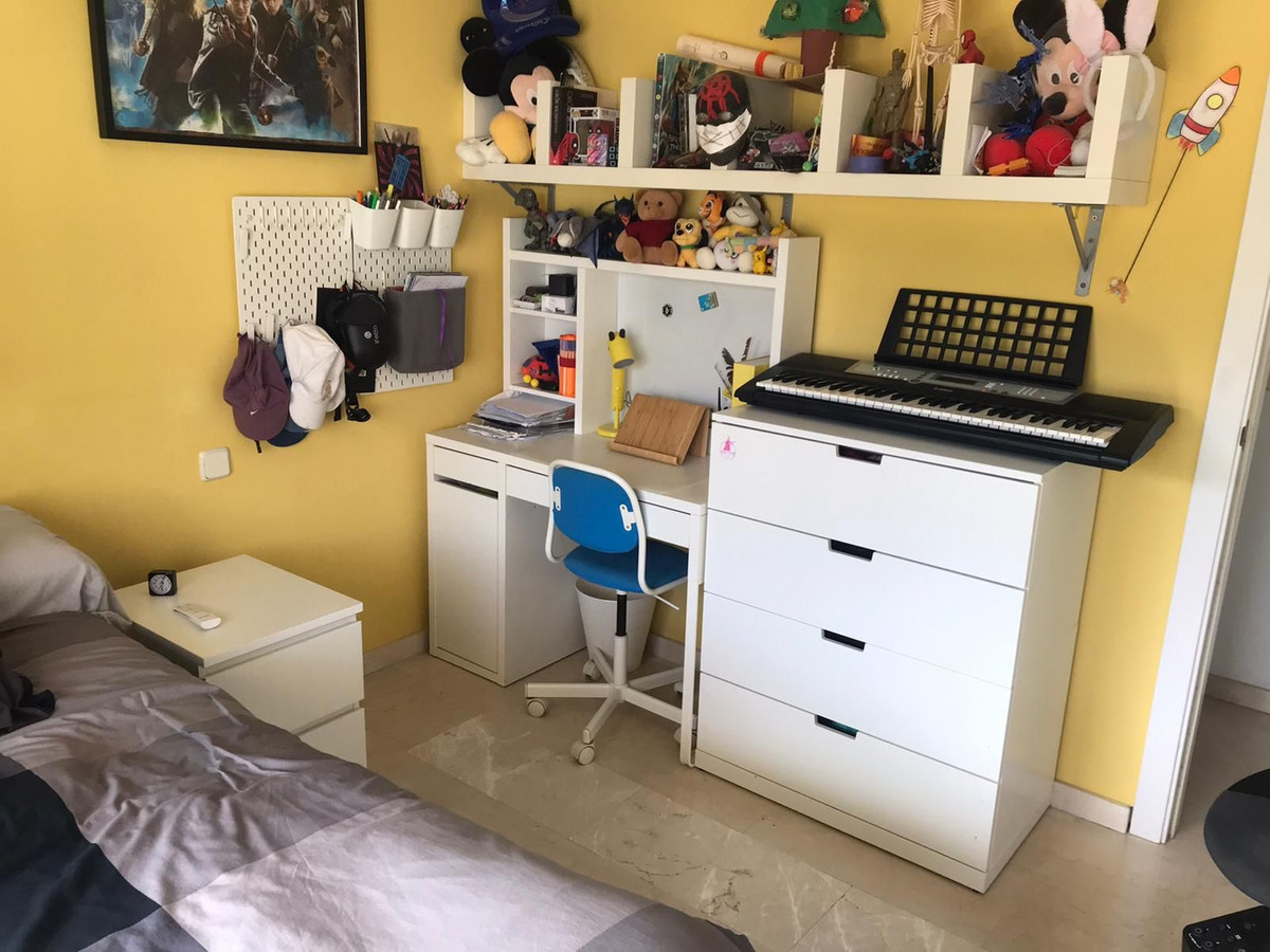 Se vende Apartamento Planta Media de 3 dormitorios en Costa Del Sol, Málaga, España