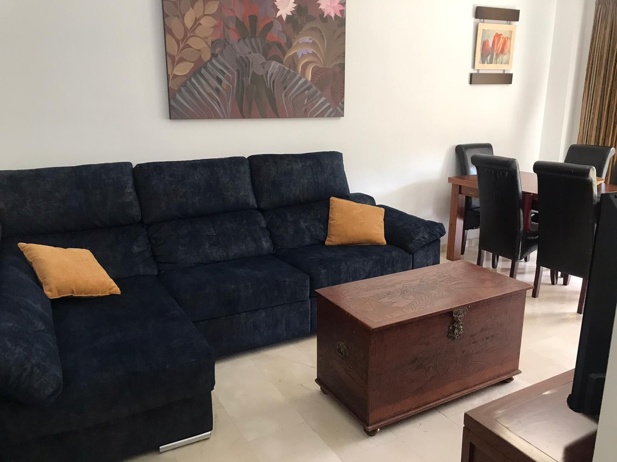 Se vende Apartamento Planta Media de 3 dormitorios en Costa Del Sol, Málaga, España