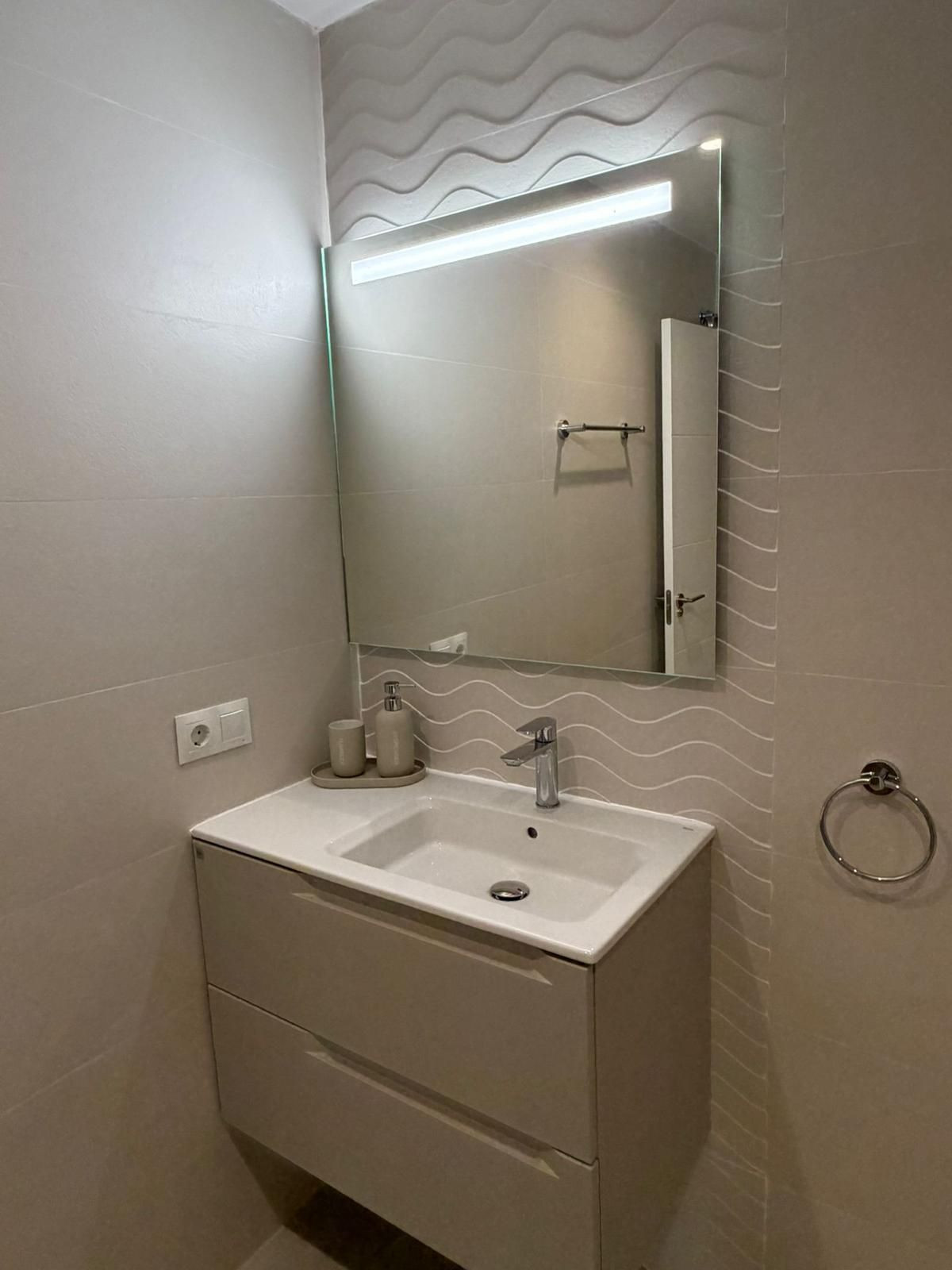 1 Bed Apartment for sale in Torremolinos Costa Del Sol, Málaga, Spain
